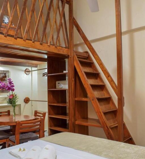 패밀리 룸, & Restaurant Bucaneros, Isla Mujeres