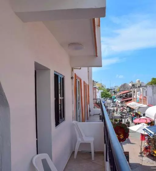 ファミリールーム, & Restaurant Bucaneros, Isla Mujeres