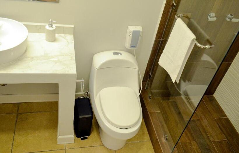 Deluxe Suite King Bed, Casa Bella Boutique