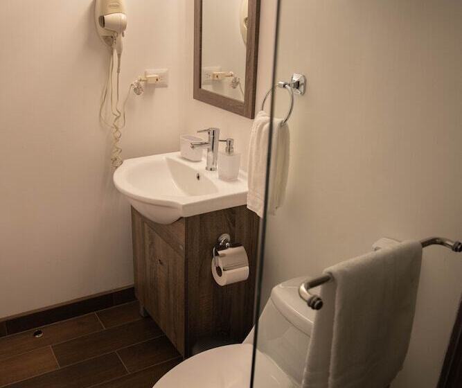 سوییت لوکس, Casa Bella Boutique