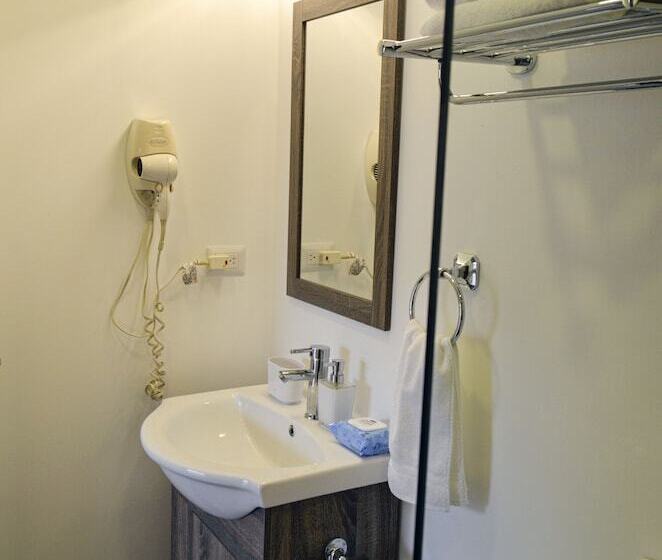 سوییت لوکس, Casa Bella Boutique