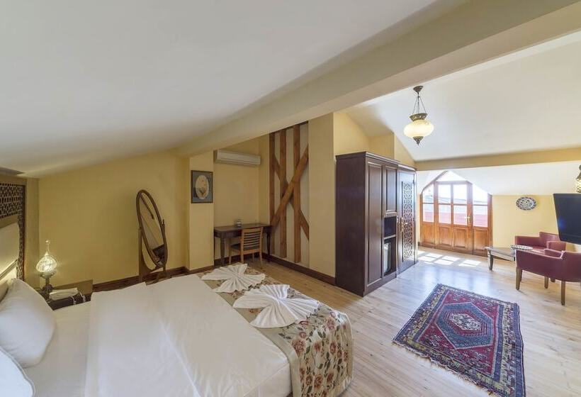 ファミリールーム, Lalinn