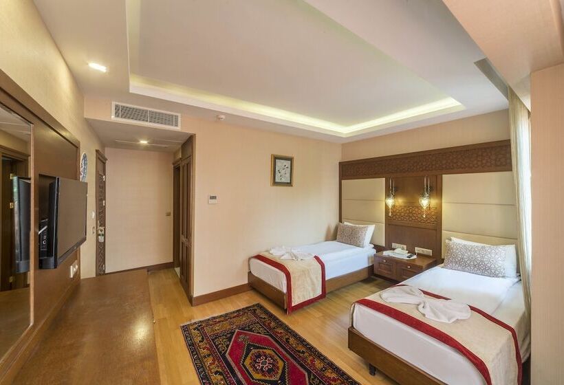 スタンダードルーム, Lalinn