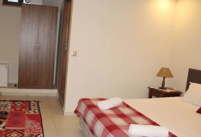 エコノミールーム, Lalinn