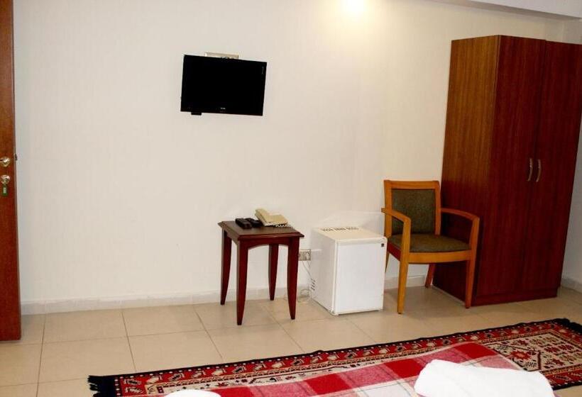 エコノミールーム, Lalinn