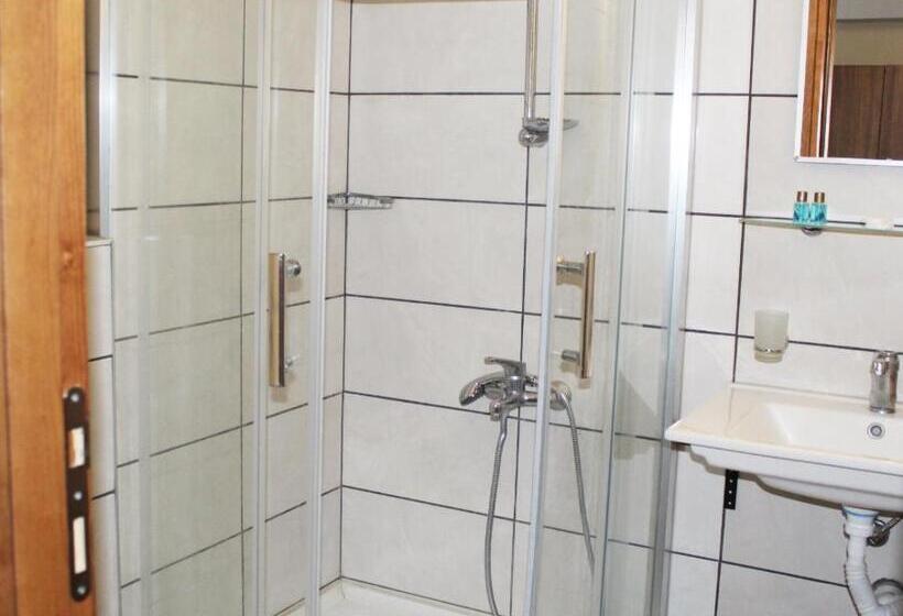 エコノミールーム, Lalinn