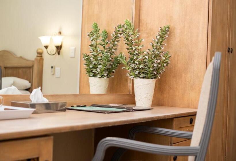 غرفة قياسية, Little Tuscany Boutique