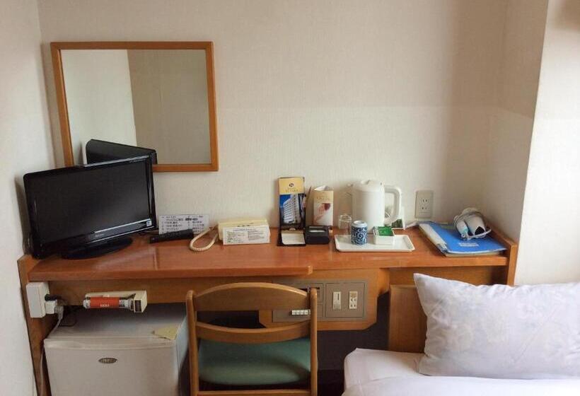 غرفة قياسية فردية, New Yutaka