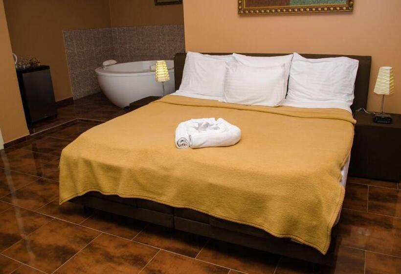 سوییت جونیور, Sheva