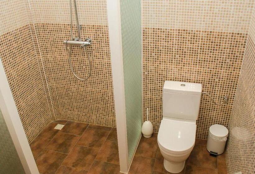 سوییت خانوادگی, Sheva