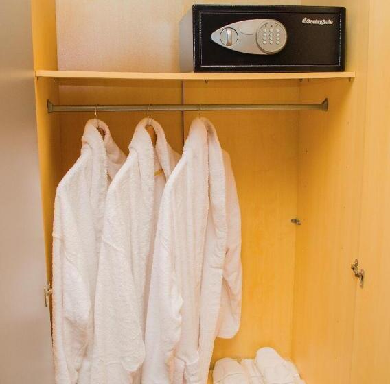 اتاق سوپریور, Sheva