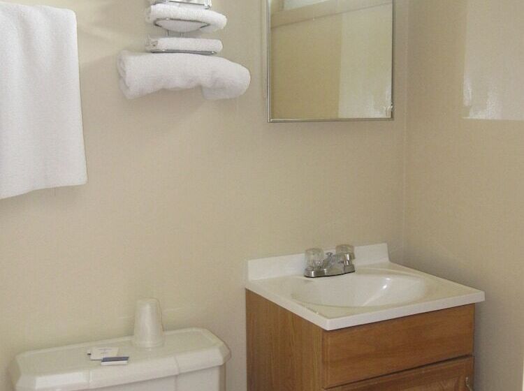 غرفة قياسية سرير مزدوج, Swiss Cottage Inn