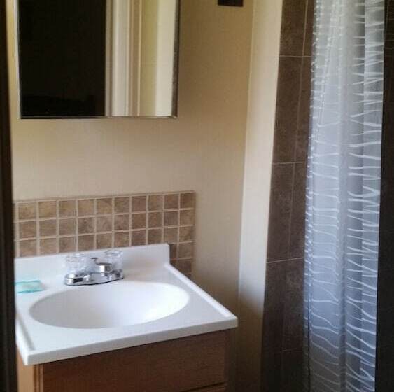 غرفة قياسية سرير مزدوج, Swiss Cottage Inn