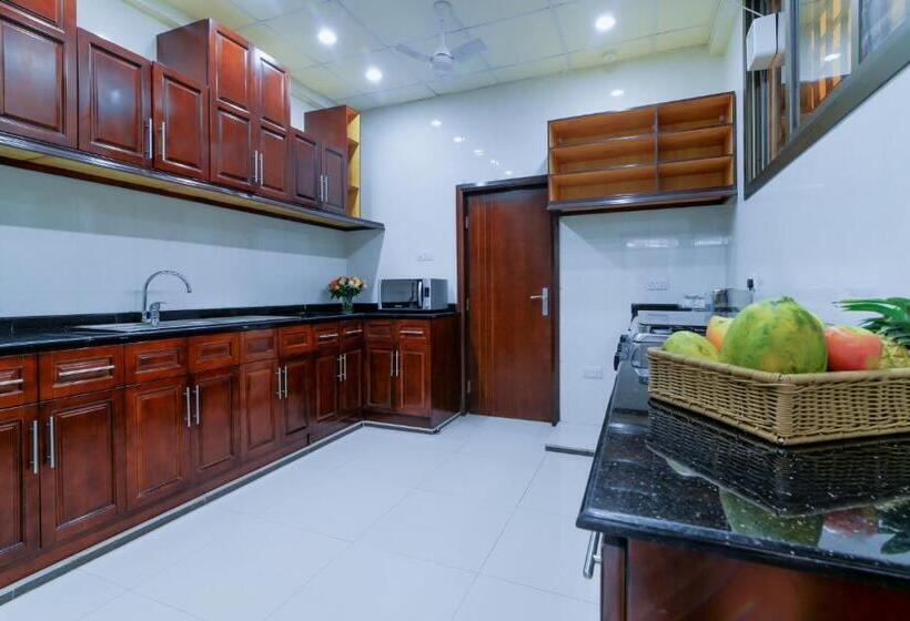3 Bedroom Apartment, Tanzanite Executive Suites