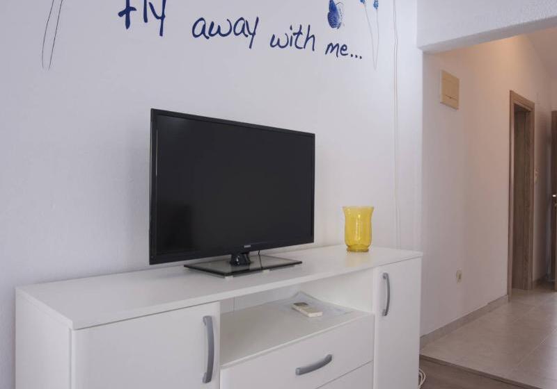 غرفة تنفيذية, The J House Greenwich