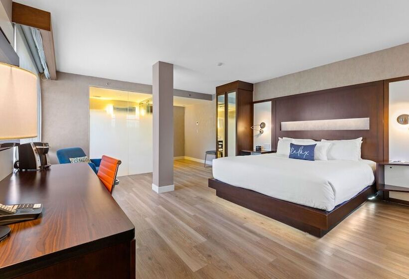 غرفة تنفيذية, The J House Greenwich