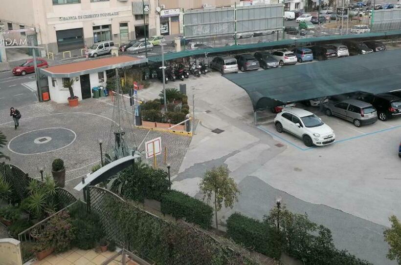 اتاق استاندارد, Tiempo