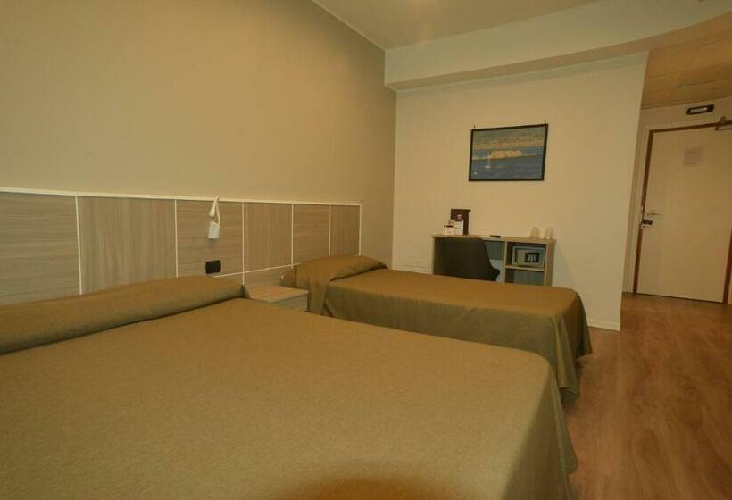 اتاق استاندارد سه نفره, Tiempo