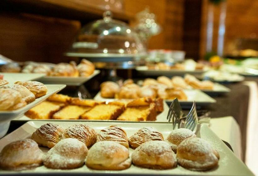 اتاق استاندارد چهار تخته, Tiempo