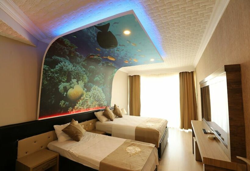 اتاق استاندارد سه نفره, Unluselek