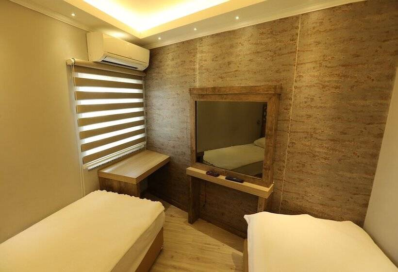 سوئیت خانواده 2 خوابه, Unluselek