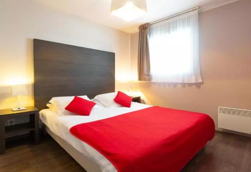 2 Bedroom Apartment with Views, Vacanceole  Le Domaine Du Mont  Mont St Michel