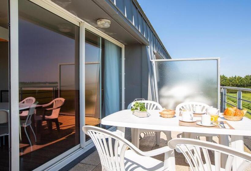 2 Bedroom Apartment with Views, Vacanceole  Le Domaine Du Mont  Mont St Michel