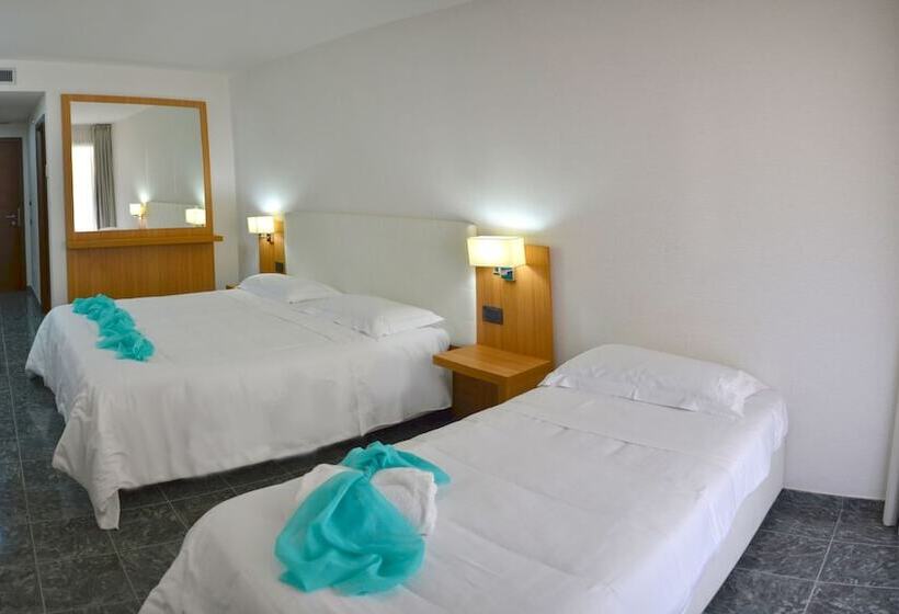 스탠다드 트리플 룸, Vea Resort