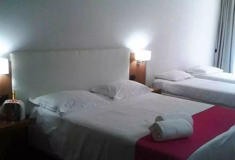 اتاق استاندارد چهار تخته, Vea Resort