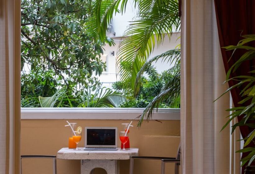 Номер Deluxe, Pacific Club Resort