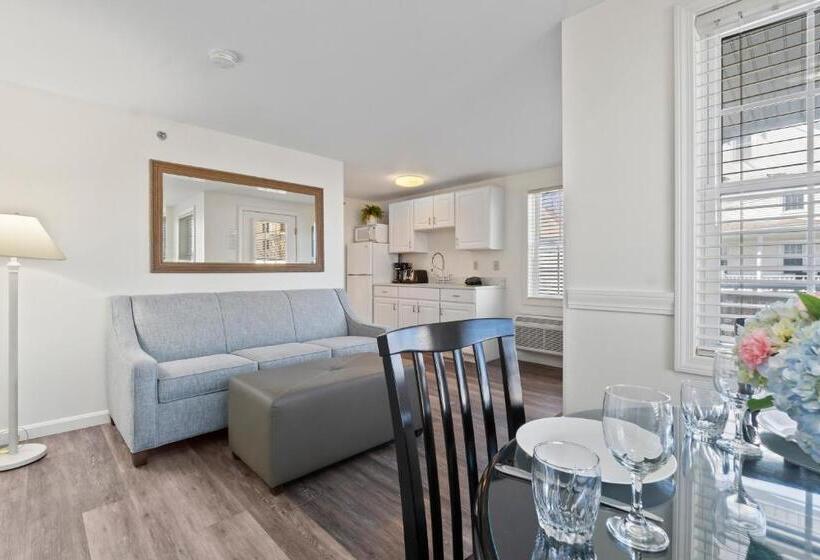 套房, Pink Blossoms Resort