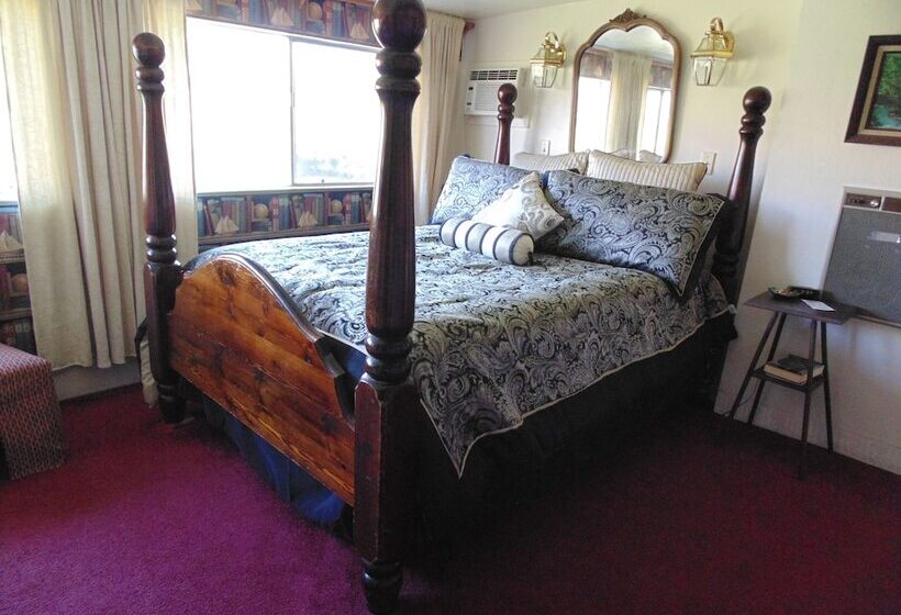 스탠다드 룸 더블 침대, The Parks Inn