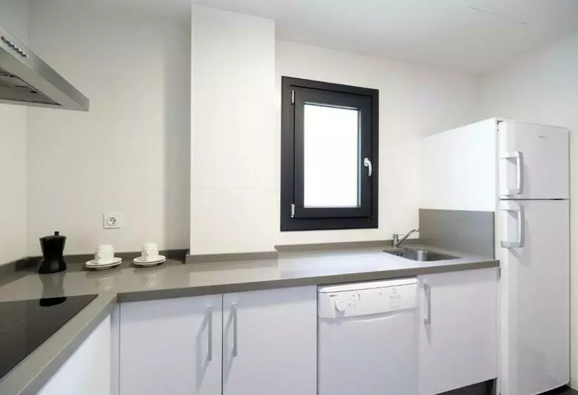 آپارتمان 2 خوابه, Complejo Al Sur