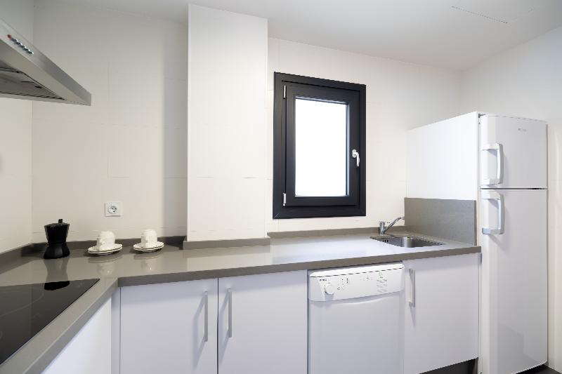 شقة غرفة واحدة, Complejo Al Sur