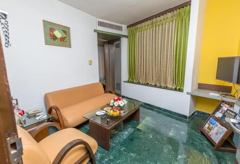 Suite Executive, Capitol Hill