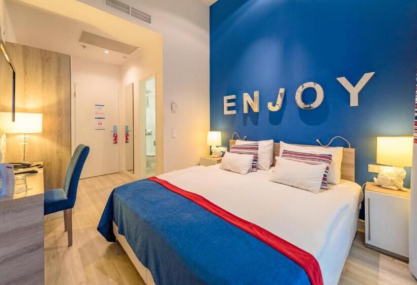 Номер Стандарт, Estilo Fashion Hotel Budapest