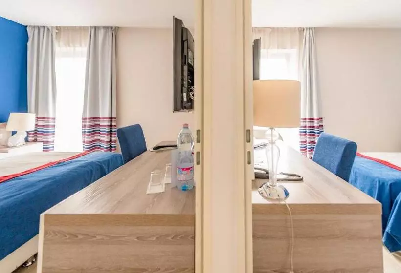 コネクティングルーム（家族用）。, Estilo Fashion Hotel Budapest