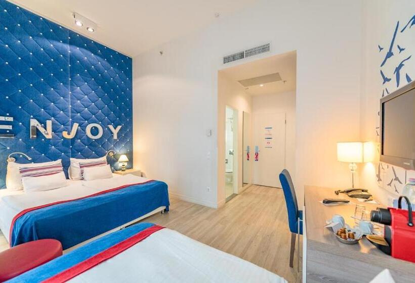 标准三人间, Estilo Fashion Hotel Budapest