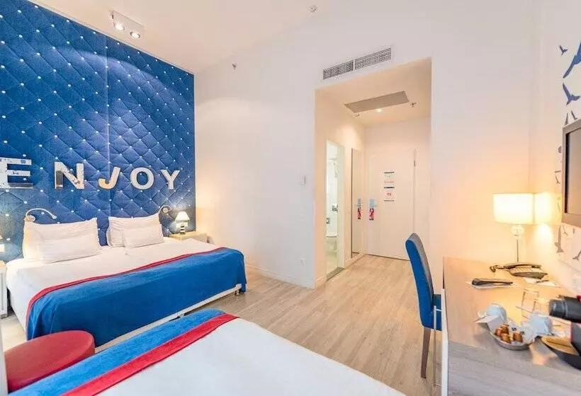 スタンダードトリプルルーム, Estilo Fashion Hotel Budapest
