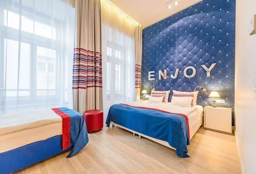 スタンダードトリプルルーム, Estilo Fashion Hotel Budapest