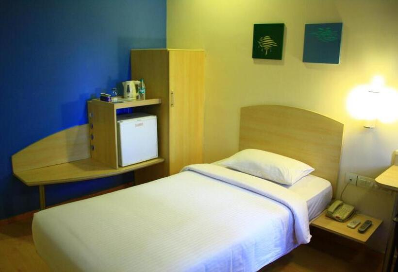 Superior Single Room, Ginger  Pune  Pimpri