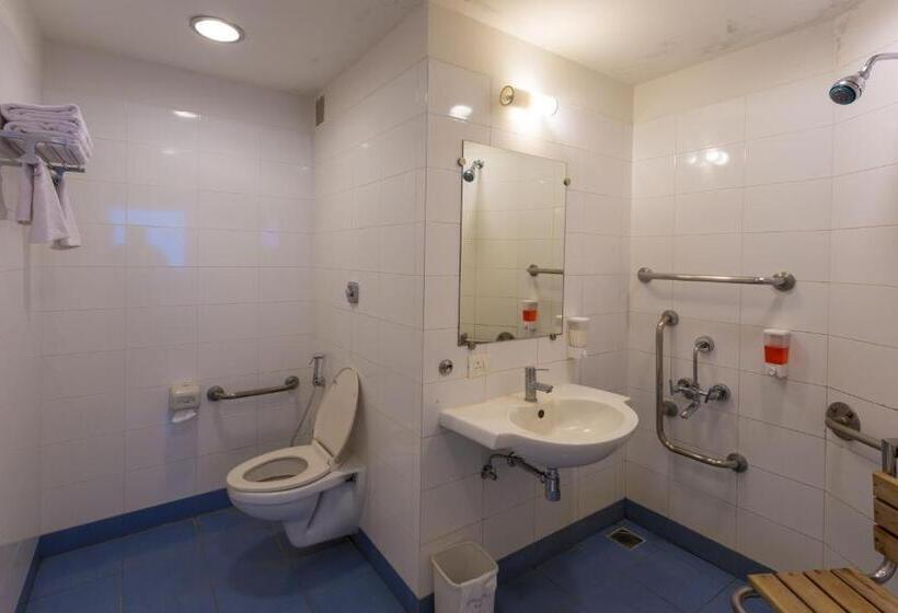 Superior Room, Ginger  Pune  Pimpri