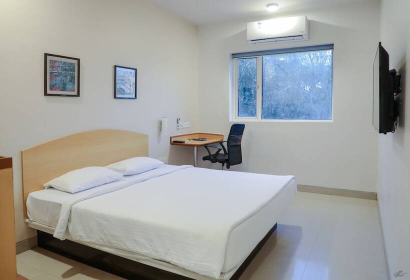 Номер Стандарт Индивидуальный, Ginger  Pune  Pimpri