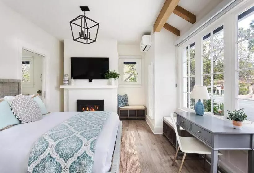 استودیوی استاندارد, Hideaway Santa Barbara, A Kirkwood Collection