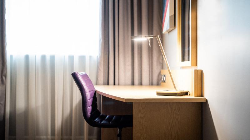 Номер Стандарт Адаптированный для Инвалидов, Holiday Inn London Luton Airport, An Ihg