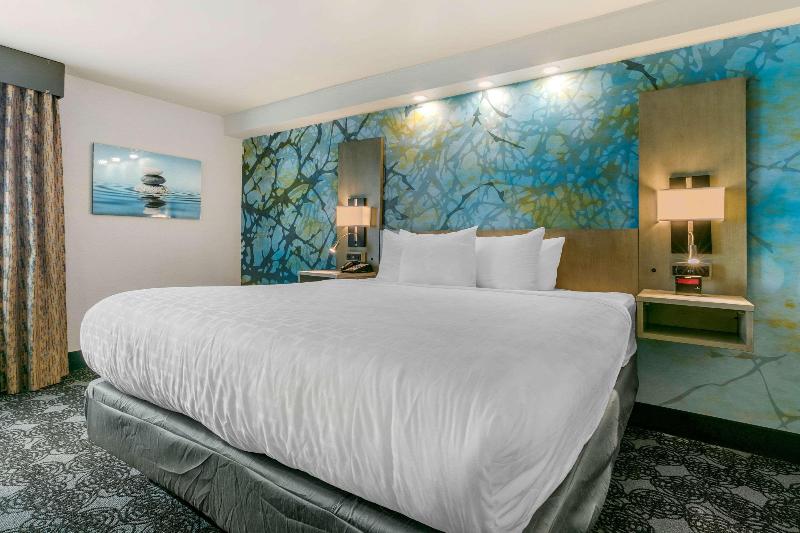 Номер Стандарт Адаптированный для Инвалидов, Holiday Inn London Luton Airport, An Ihg