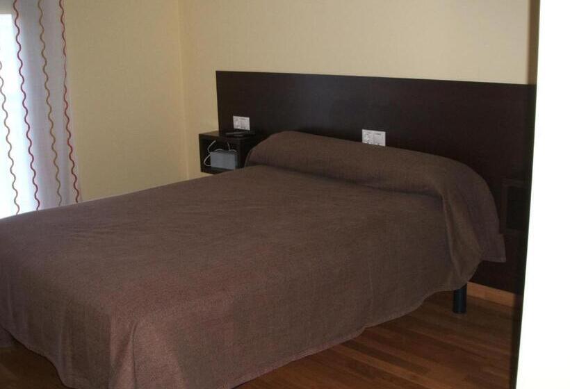 غرفة قياسية فردية حمام مشترك, Hostal Casasnovas