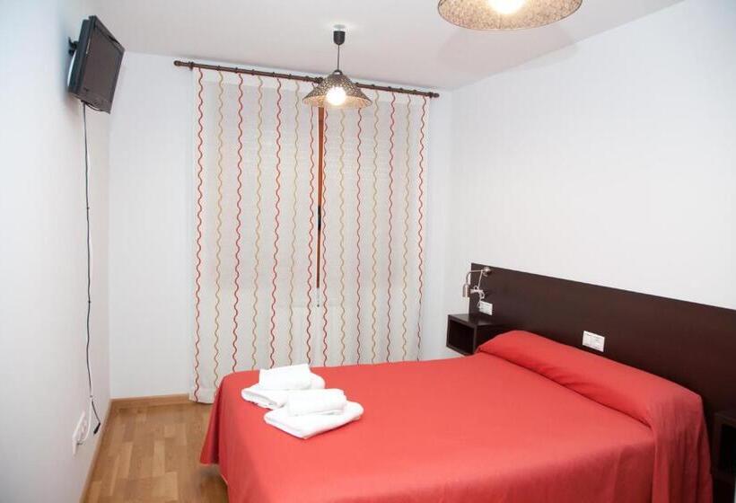 Номер Стандарт Индивидуальный, Hostal Casasnovas