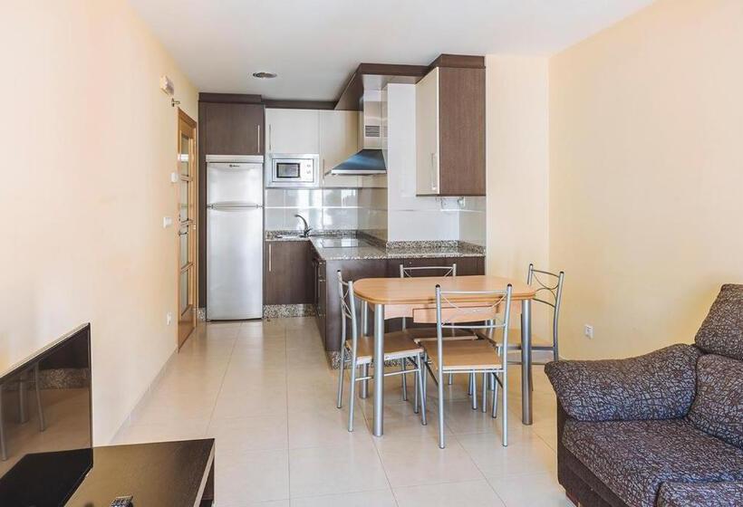 Апартаменты 2 Спальни, Hostal Casasnovas