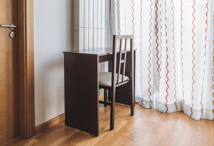 غرفة قياسية, Hostal Casasnovas